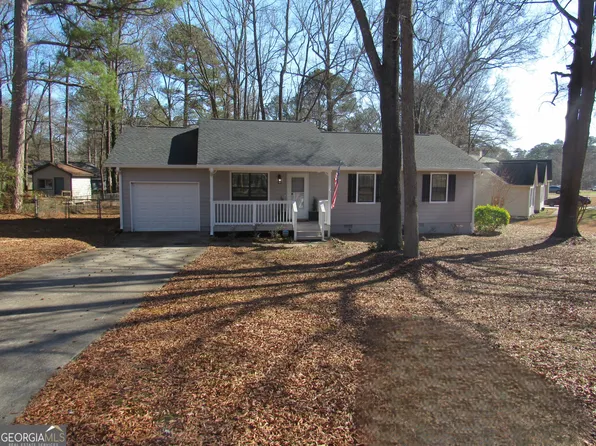 118 Caldwell Dr, Hampton, GA 30228