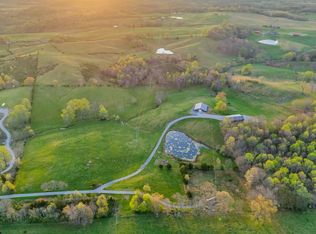 389 Great Valley Ln, Livingston, TN 38570