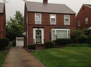 3793 Bushnell Rd, University Heights, OH 44118