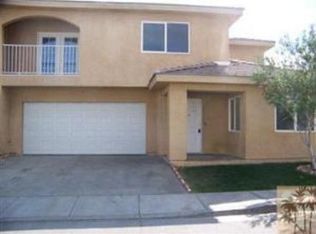 33318 Campus Ln, Cathedral City, CA 92234