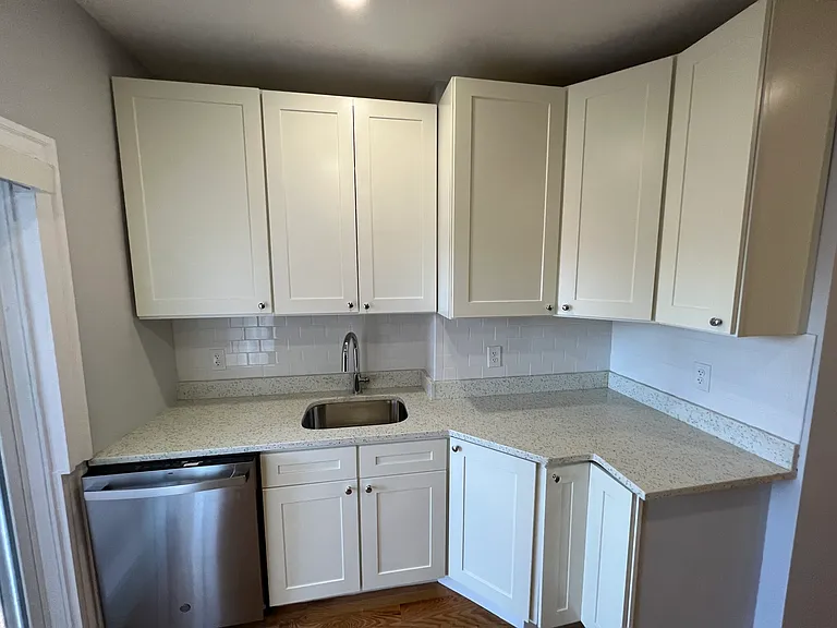 372 Oxford St #U-4 — Photo 7