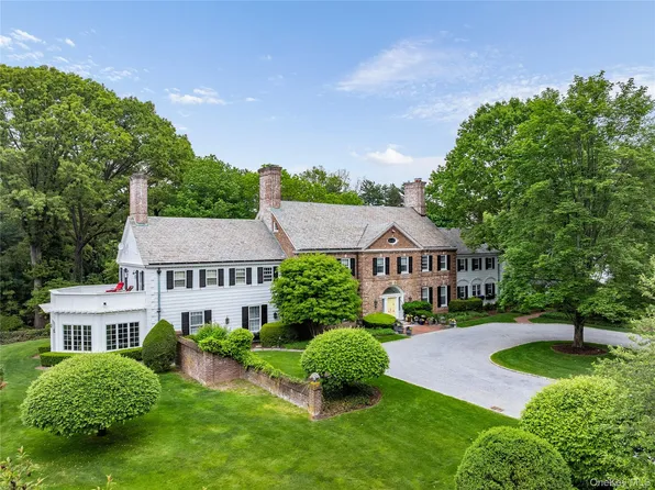 52 Piping Rock Road, Locust Valley, NY 11560