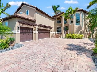 6315 Marbella Blvd, Apollo Beach, FL 33572