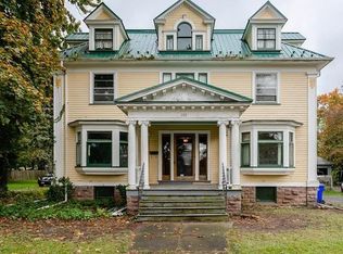 228 W State St, Albion, NY 14411