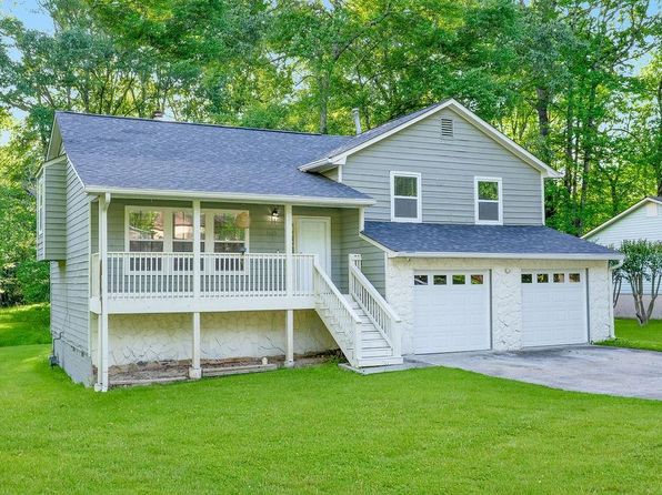 6625 Peppermill Ln S, Atlanta, GA 30349