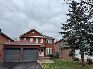 20 Kevi Cres, Richmond Hill, ON L4B3C8