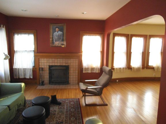 5th image of 443 N Westcapitol St