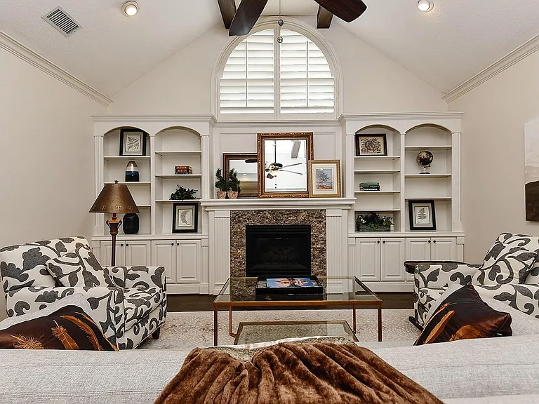 15 Carriage Pines Ct — Photo 6