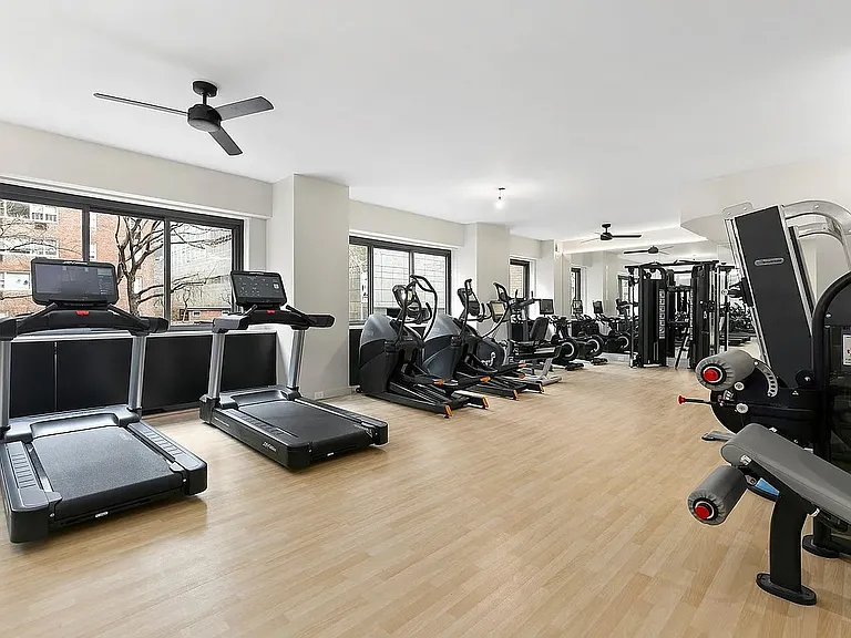 347 W 57th St #27BB — Photo 10