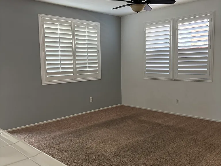 4417 Lakeview Ct — Photo 12