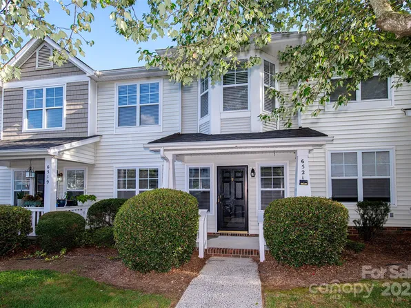6521 Point Comfort Ln, Charlotte, NC 28226