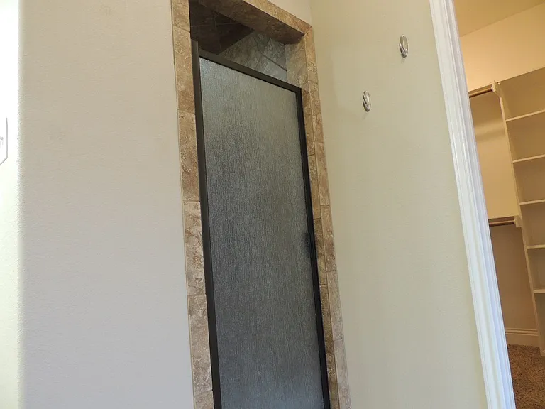 3221 Marksburg Ave — Photo 18