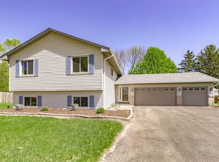 9391 Jarrod Ave S, Cottage Grove, MN 55016