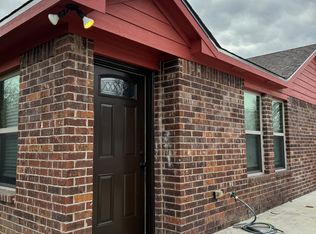537 Berke St, Newark, TX 76071