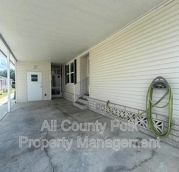 106 Reineke Rd — Photo 4