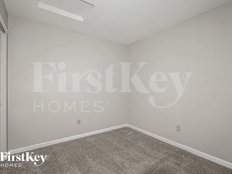 2287 Cedarmill Dr — Photo 13