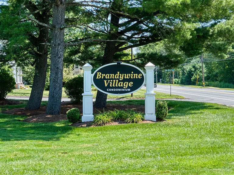 45 Brandywine Ln — Photo 19