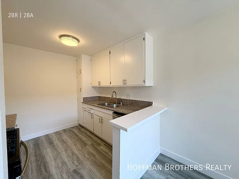 8143 Langdon Ave #216 — Photo 5