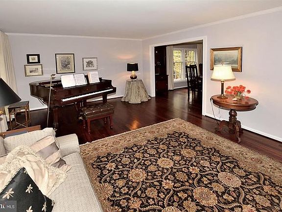 5th image of 10801 Cogswell Pl