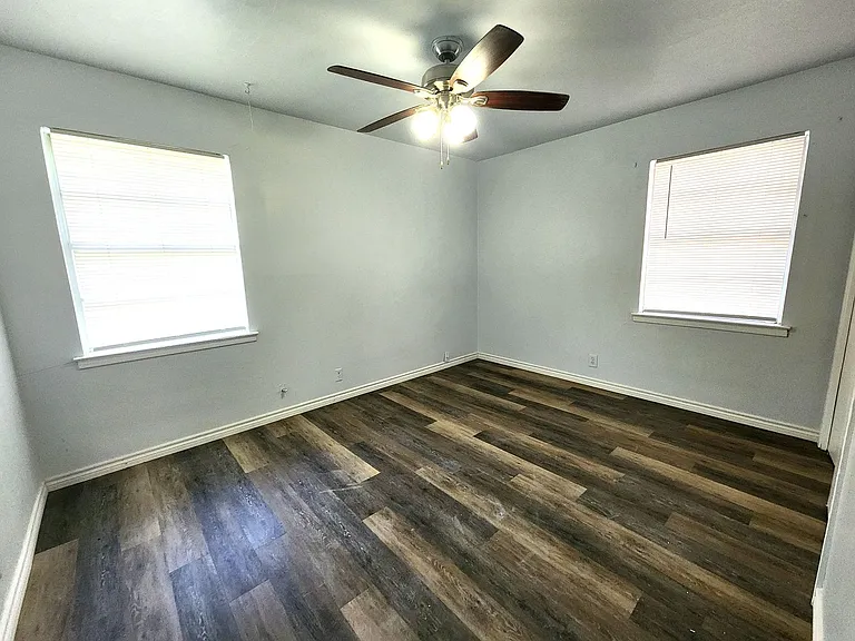 3604 Valley View Rd — Photo 14