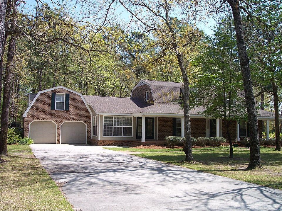 1st image of 447 Oakdale Dr