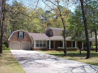 447 Oakdale Dr, Hartsville, SC 29550