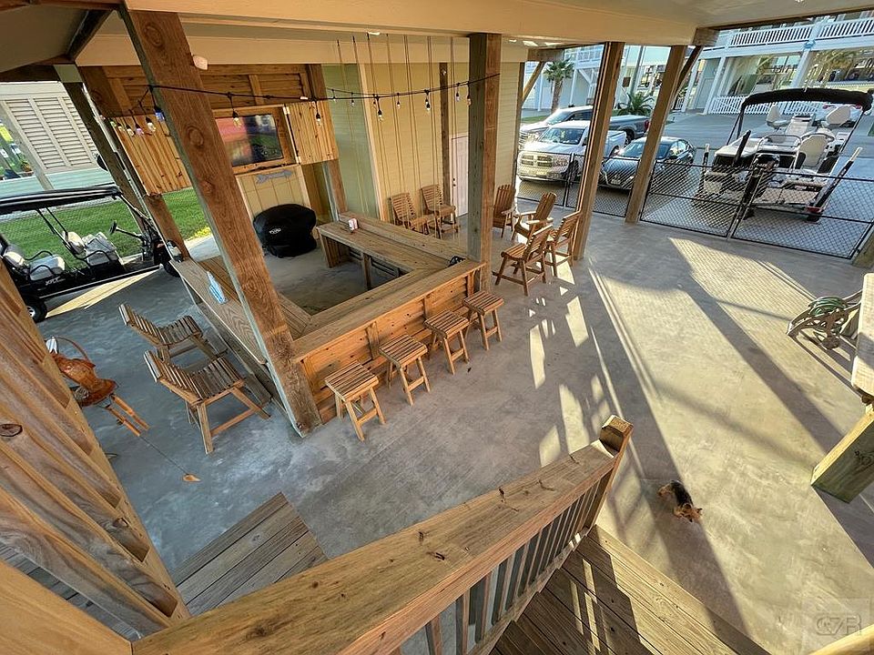 1st image of 2294 E Crab St