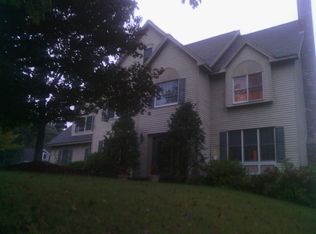 1 Fairway Dr, Woburn, MA 01801