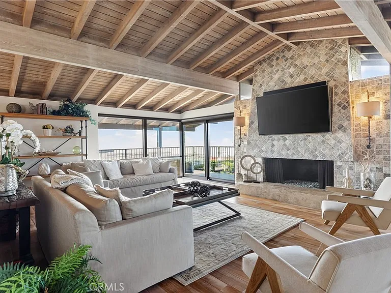 8 Monarch Bay Dr — Photo 8