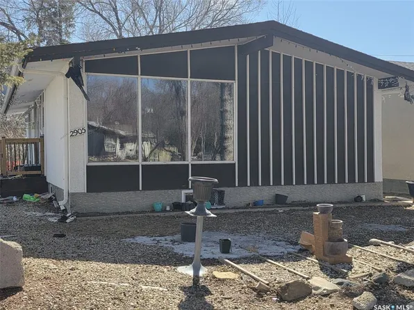 2905 GRANT ROAD, Regina, SK S4S 5G3