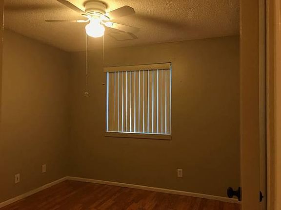 4th image of 1208 W Medina Ave