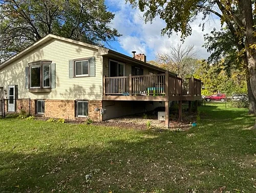 699 80th Ave NE Photo 1
