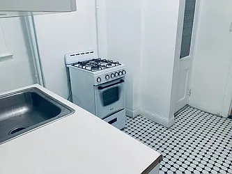 Rented by Flatiron Real Estate Advisors LLC