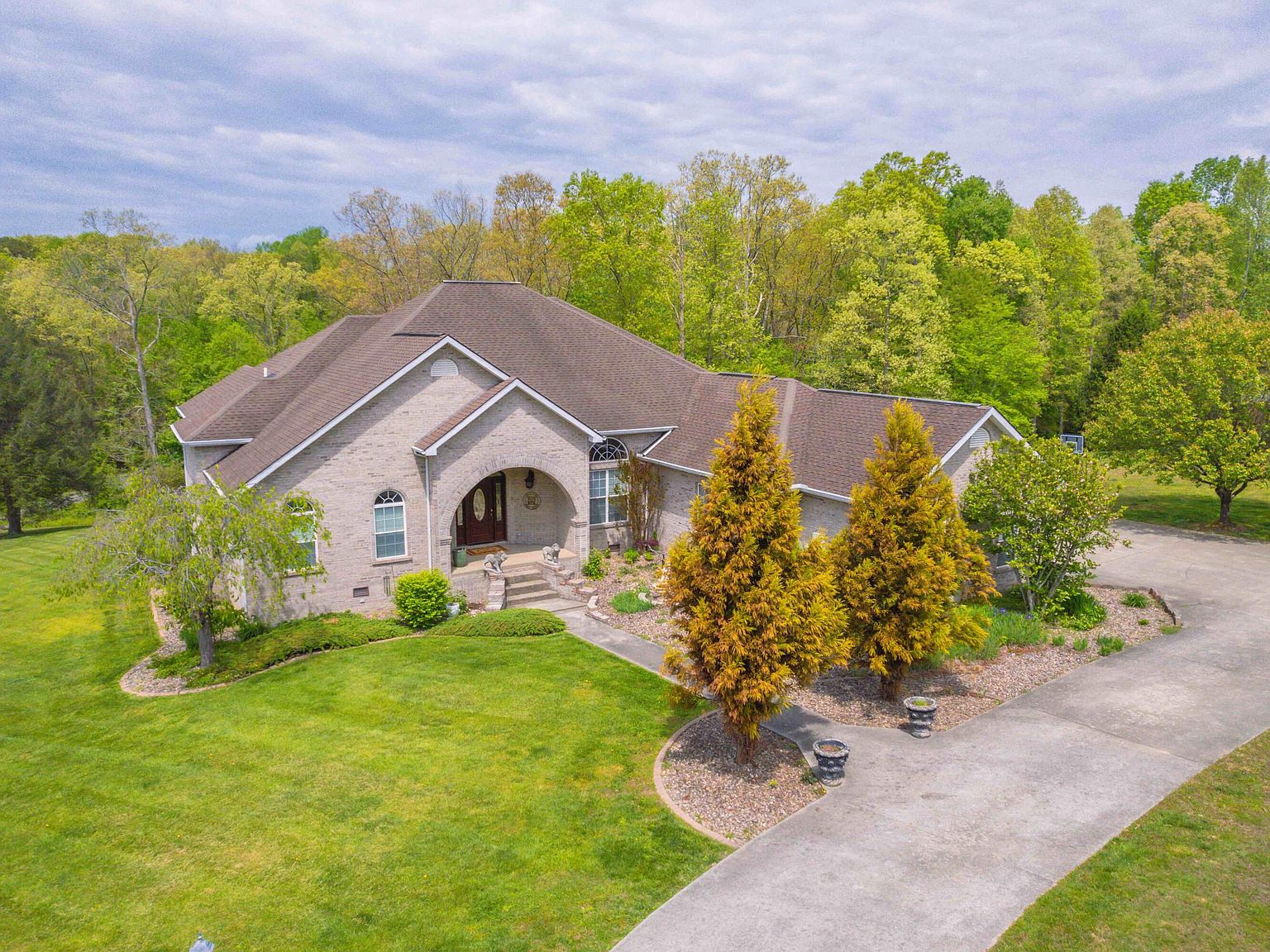 220 Lakepointe Dr, Corbin, KY 40701 Zillow