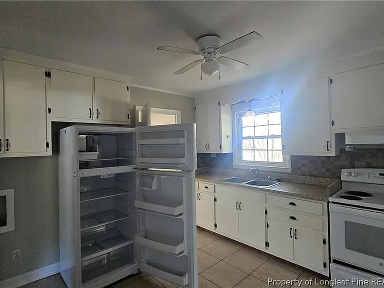 3526 Furman Dr — Photo 7