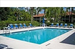 4th image of 310 Robin Hood Cir Unit 101