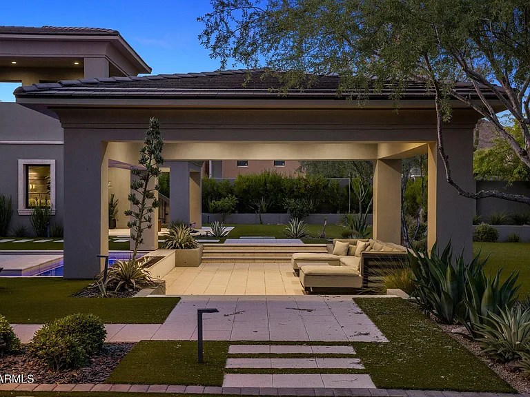 10110 E Siesta Ln — Photo 79