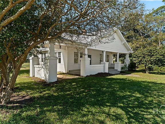 3rd image of 818 5th Avenue