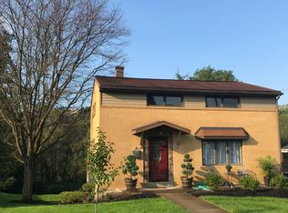 520 Lindsay Rd, Carnegie, PA 15106