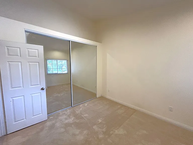 904 Sky Meadow Pl — Photo 23