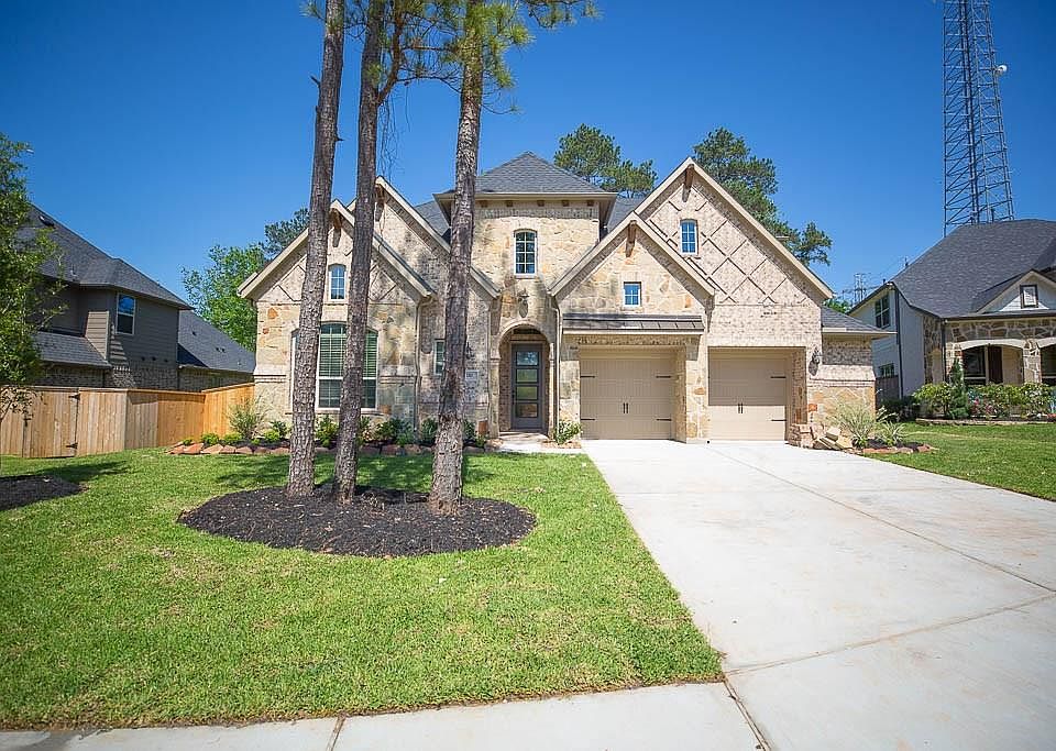 1st image of 210 Reynosa Ct
