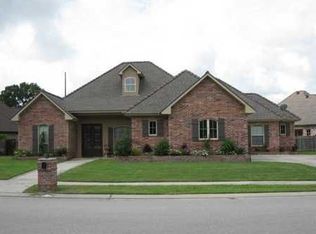 600 Boulder Creek Pkwy, Lafayette, LA 70508