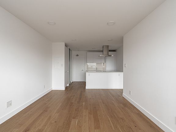 5th image of 111 Lawton Blvd #1B-1Ba-525Sqft
