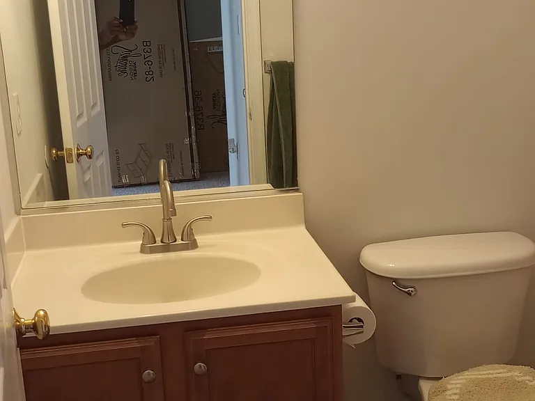 102 Colter Dr — Photo 3