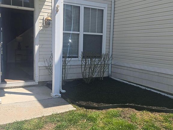3rd image of 303 Schooner Ln #102