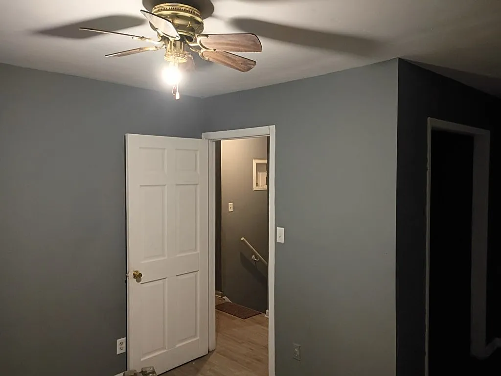 3 bed, 1.5 bath, 1408 sqft, $1,500 — Photo 4