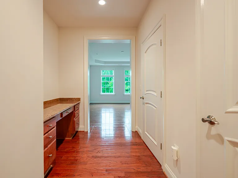 1781 Chain Bridge Rd #401 — Photo 6