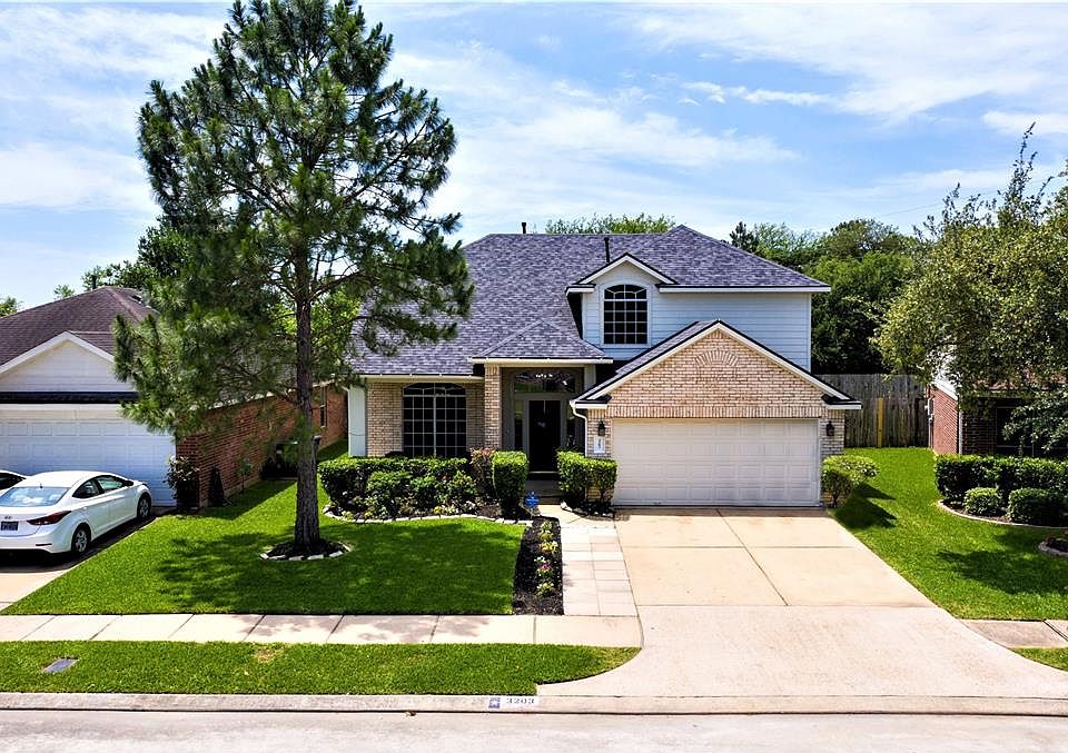 1st image of 3203 Amber Meadow Dr