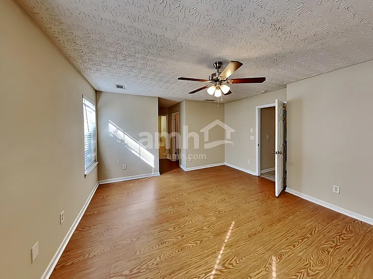 2143 Skylar Leigh Dr — Photo 9
