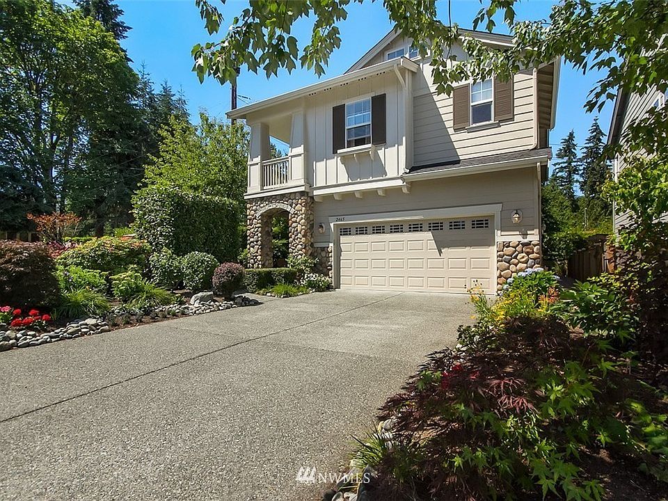 1st image of 2465 173rd Pl NE